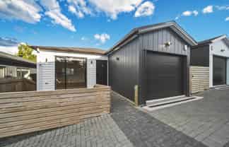 2/25 Hutchinson Avenue, New Lynn