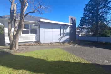 TE ATATU PENINSULA PROFESSIONAL OFFICE SUITE