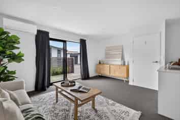 10 League Lane, Phillipstown