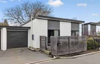 10 League Lane, Phillipstown