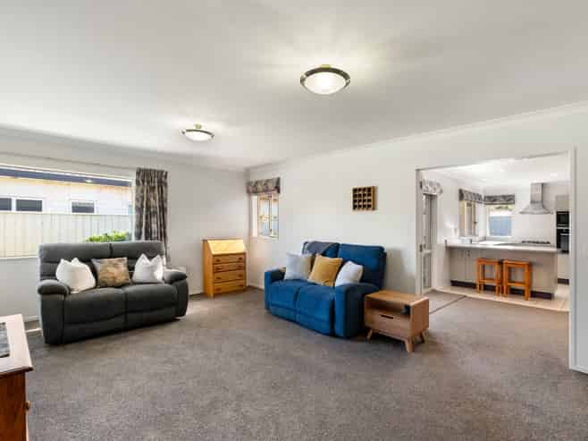 4 Ashleigh Way, Waikanae Beach