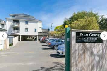 B18/13 Palm Grove, Berhampore