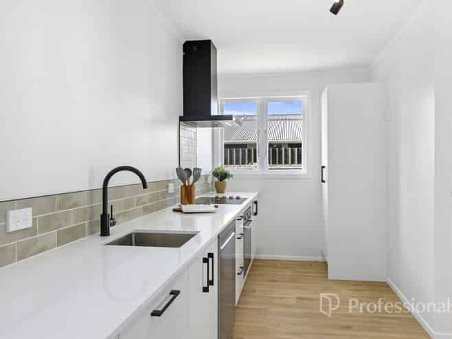226 Taita Drive, Avalon