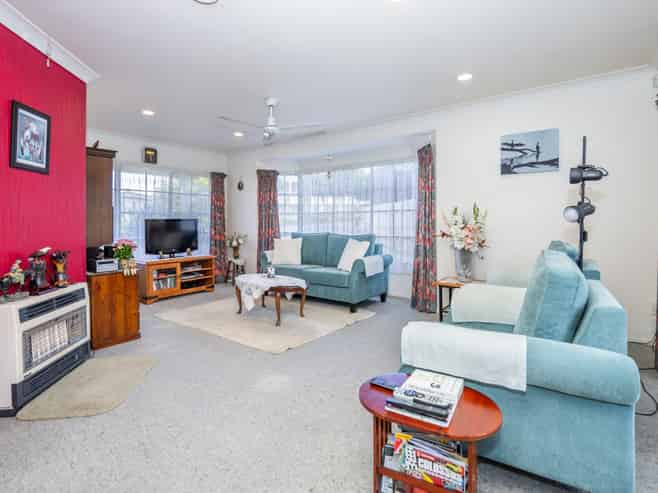 1184 River Road, Flagstaff