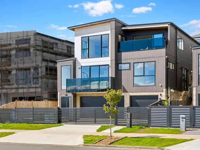 4 Tamure Road, Flat Bush