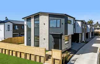 Lot 5/62 McLean Avenue, Papatoetoe