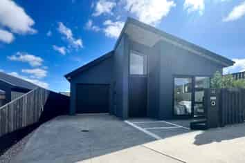 69 Huanui Drive, Orewa