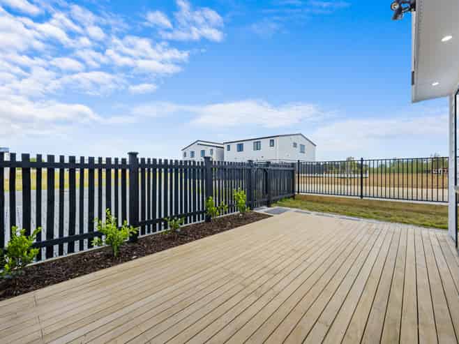 4 Harikoa Way, Karaka