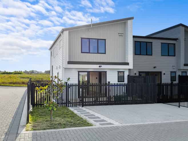 4 Harikoa Way, Karaka