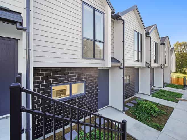 3/31 Ayton Drive, Totara Vale