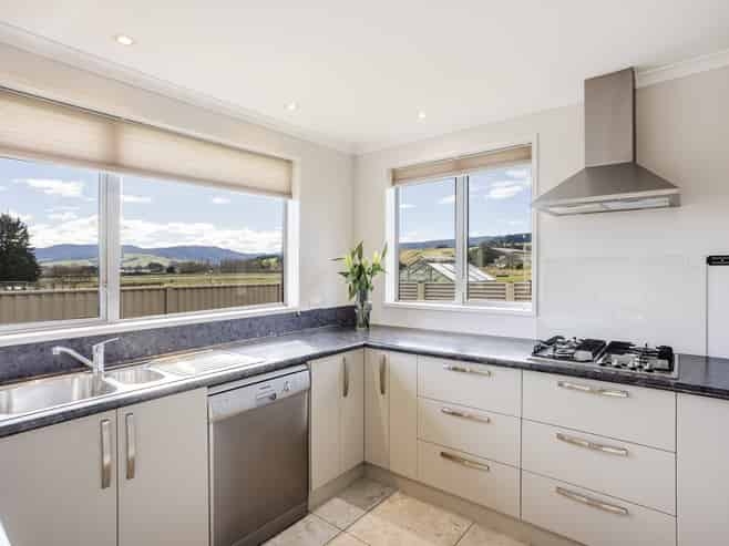 273D Gladstone Road North, Kinmont Park