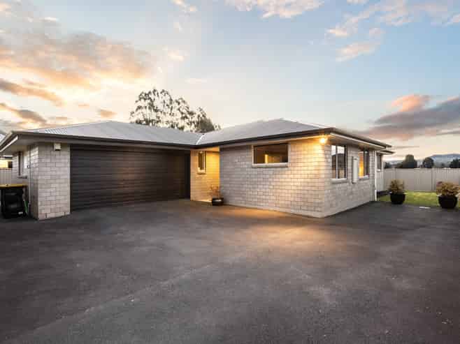 273D Gladstone Road North, Kinmont Park
