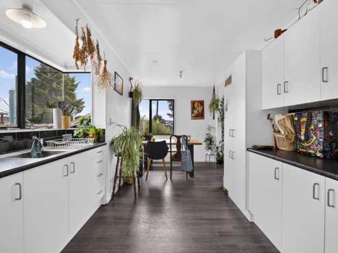 28 Cranby Crescent, Onekawa