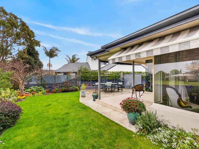 8 Phoenix Place, Havelock North