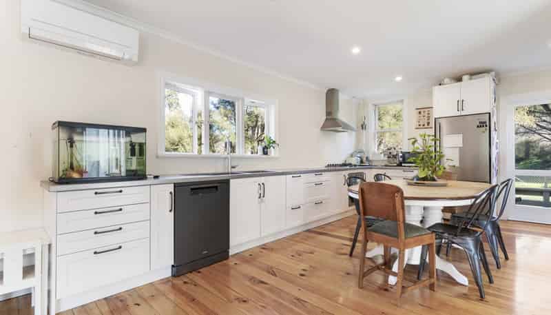 100 Adams Peak Road, Masterton