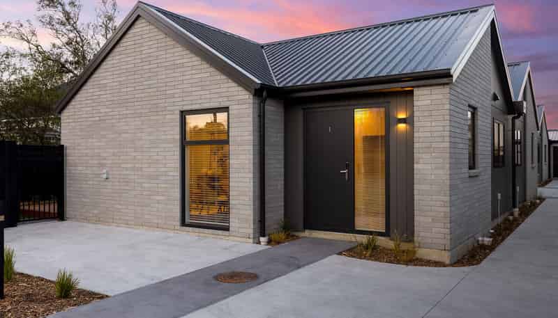 1-4/10 Saint Martins Road, Saint Martins