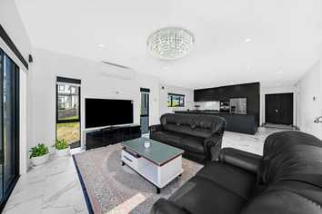 4 Jabal Crescent, The Gardens