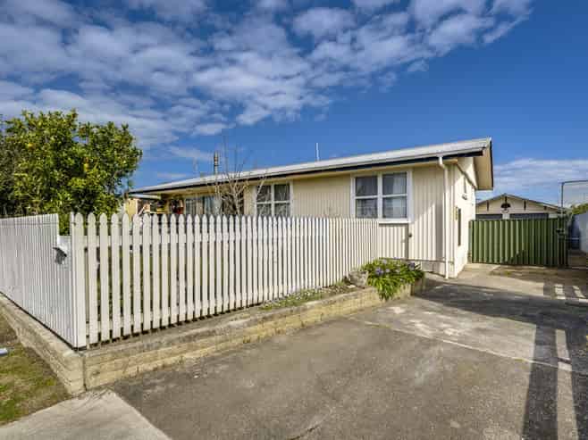 49 Peterhead Avenue, Flaxmere