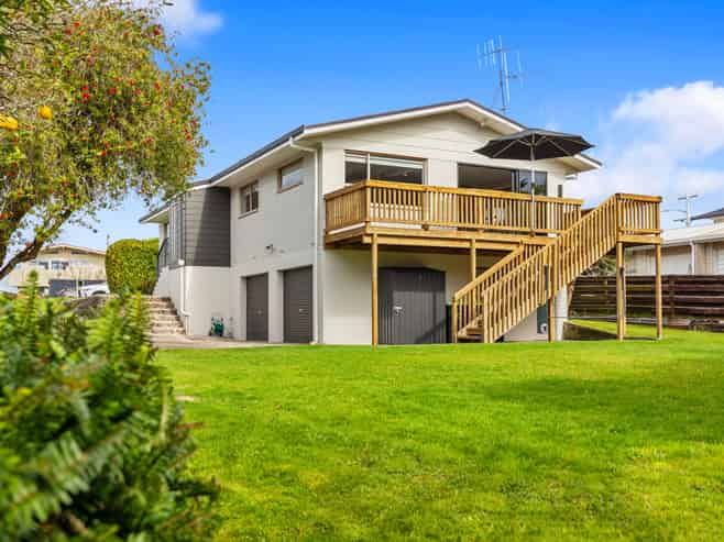 183 Levers Road, Matua