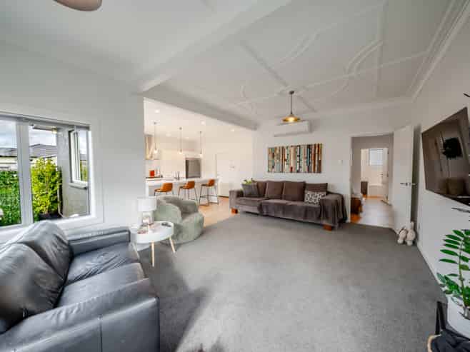 39 Clifton Street, Windsor