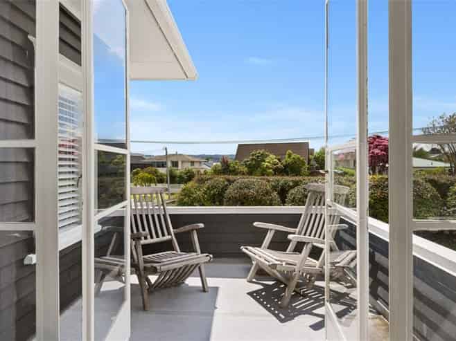 27 Tui Street, Hilltop