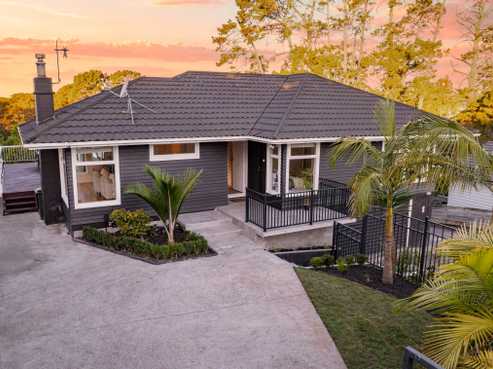 12 Crystal Avenue, Glendene
