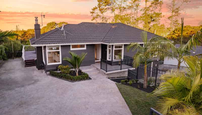 12 Crystal Avenue, Glendene