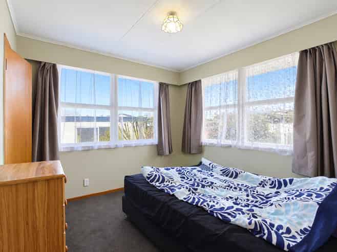 47A & 47B Saxbys Road, Deanwell