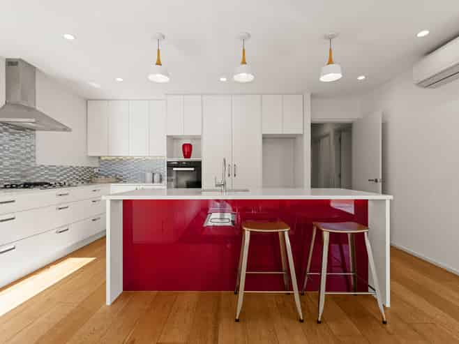 139 Edgeware Road, Saint Albans