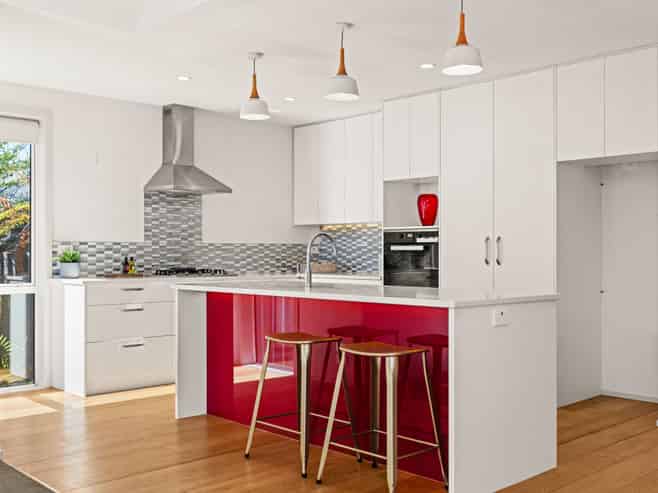139 Edgeware Road, Saint Albans
