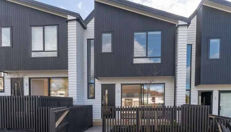 2/56 Salisbury Road, Birkdale