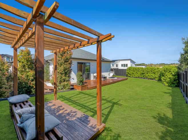 7 Hapukupuku Avenue, Beachlands