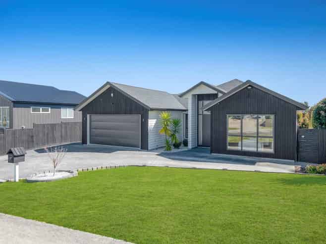 7 Hapukupuku Avenue, Beachlands