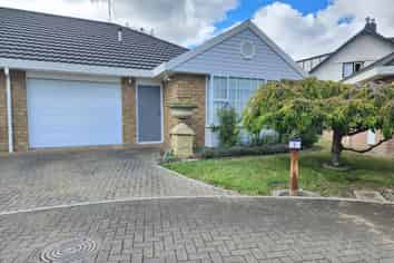 6 The Mews, Palmerston North Central