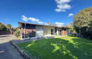 126 Long Melford Road, Awapuni