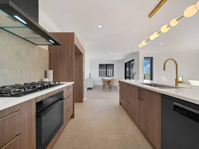 18 Whatahuhu Street, TE KAUWHATA
