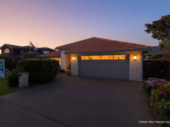 76 HillCrest Road, Raumati Beach