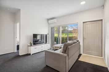 8 Atkinson Steet, Newlands