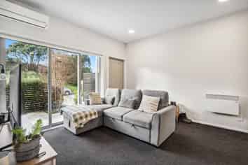 8 Atkinson Steet, Newlands