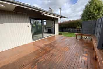 2A Lipscombe Crescent, Havelock North