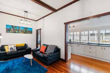 24 Peach Parade, Remuera