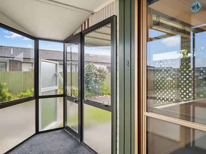 2/508 Saint Aubyn Street East, Hastings