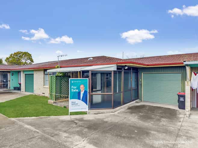 2/508 Saint Aubyn Street East, Hastings