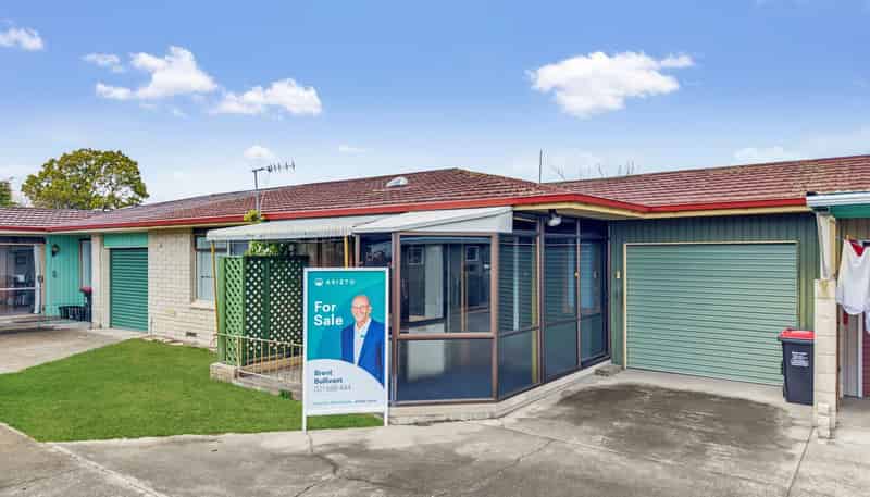 2/508 Saint Aubyn Street East, Hastings