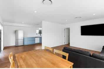 75A Langana Avenue, Browns Bay