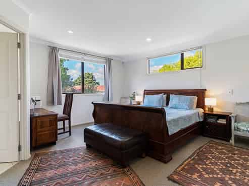Auckland - Address withheld