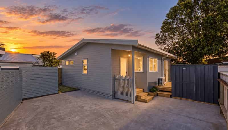 16C Glamis Avenue, Strathmore Park