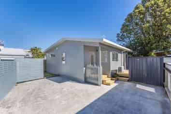 16C Glamis Avenue, Strathmore Park