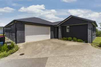 9 Shannon Lane, Pyes Pa