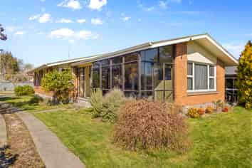 42 Miller Avenue, Allenton